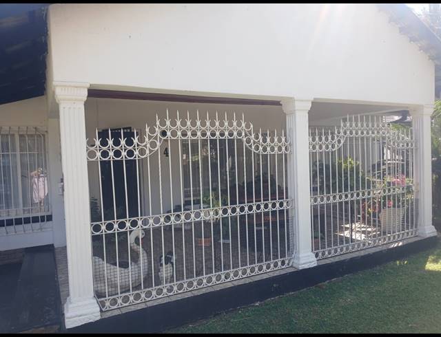 4 BEDROOM HOUSE FOR SALE IN BRITS CENTRAL